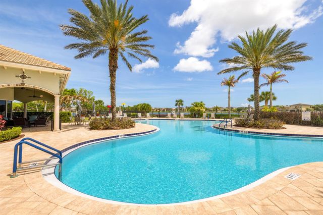 707 NW Leonardo Circle, Port St. Lucie, FL 34986