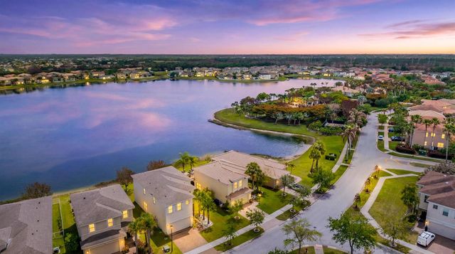707 NW Leonardo Circle, Port St. Lucie, FL 34986