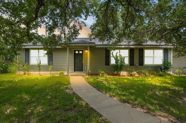 11707 Old Oaks Lane, Conroe, TX 77385