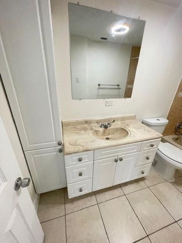 109 S Clifton Road, West Park, FL 33023