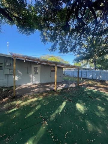 109 S Clifton Road, West Park, FL 33023