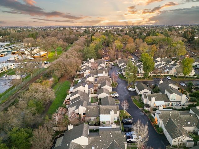 2109 Cedar Ridge Dr, Stockton, CA 95207