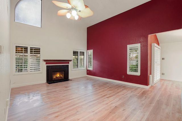 2109 Cedar Ridge Dr, Stockton, CA 95207