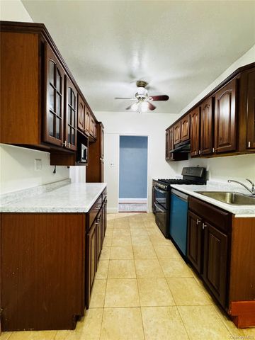 48-20 44th Street 4C, Woodside, NY 11377