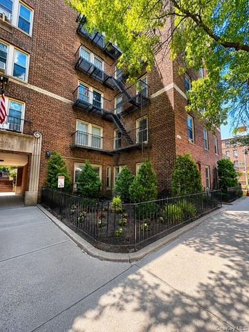 48-20 44th Street 4C, Woodside, NY 11377
