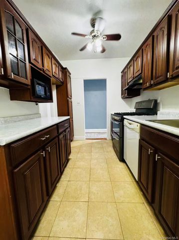 48-20 44th Street 4C, Woodside, NY 11377