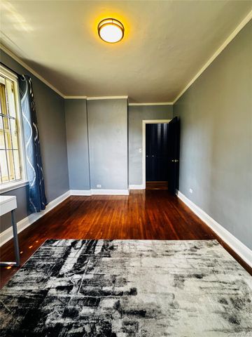 48-20 44th Street 4C, Woodside, NY 11377