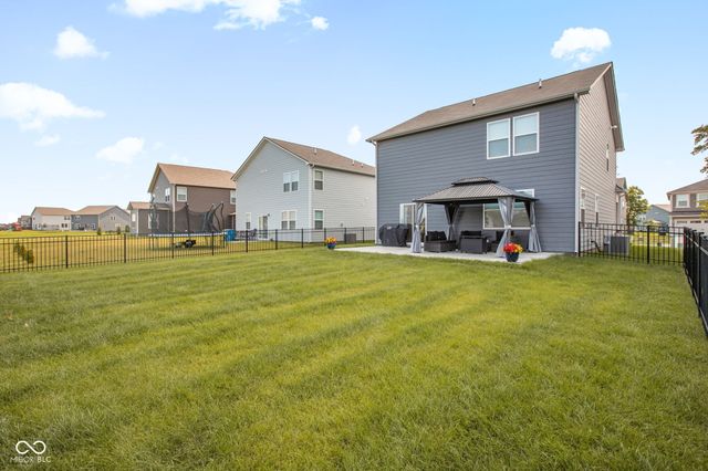 11468 Dippers Court, Noblesville, IN 46060