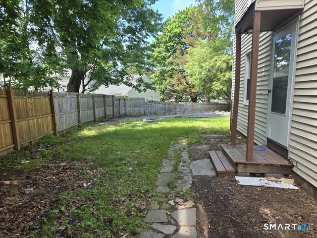 191 Dupont Place, Bridgeport, CT 06610