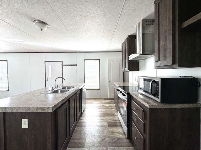 16206 Wood Drive Drive, Channelview, TX 77530