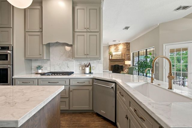 23327 Cannon Creek Trail, Tomball, TX 77377