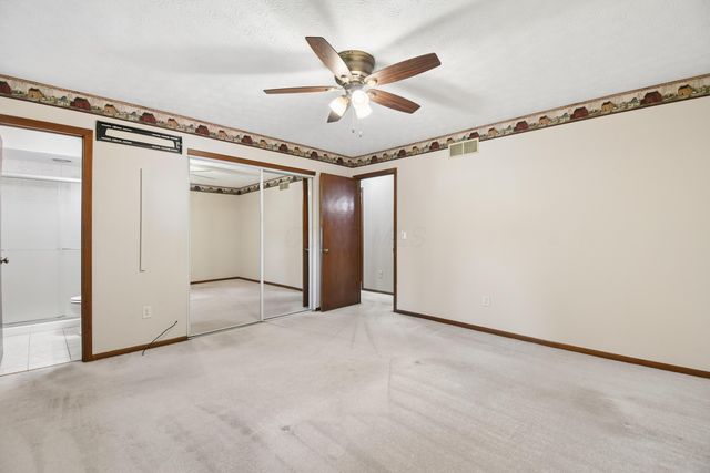 82 Imperial Drive SW, Etna, OH 43062