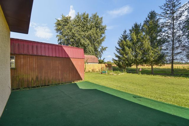82 Imperial Drive SW, Etna, OH 43062