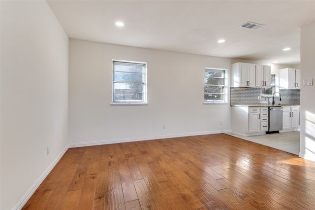 1806 Cunningham Street, Irving, TX 75062