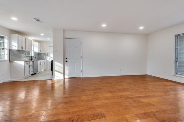 1806 Cunningham Street, Irving, TX 75062