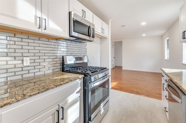 1806 Cunningham Street, Irving, TX 75062