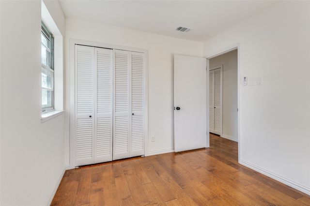 1806 Cunningham Street, Irving, TX 75062