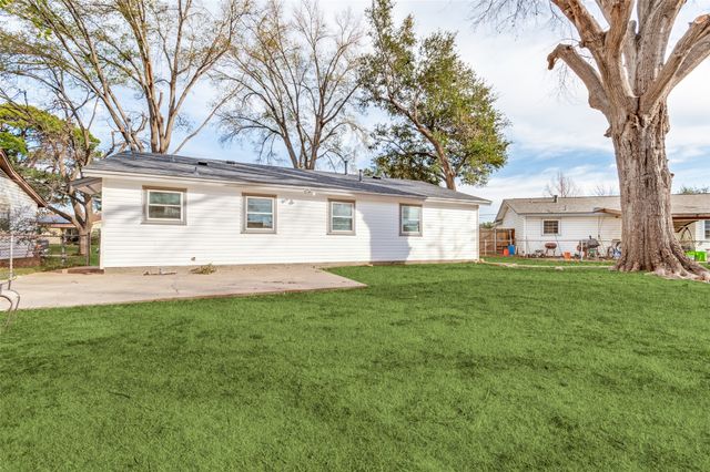 1806 Cunningham Street, Irving, TX 75062