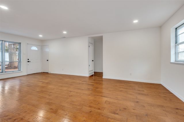 1806 Cunningham Street, Irving, TX 75062