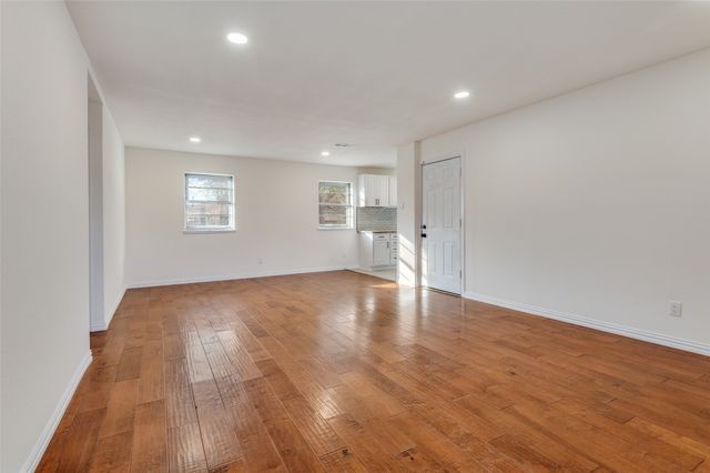 1806 Cunningham Street, Irving, TX 75062