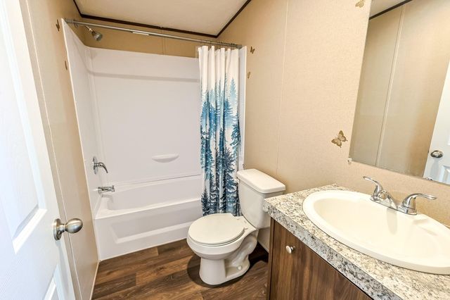 15 Great Oak Lane, Trinity, TX 75862