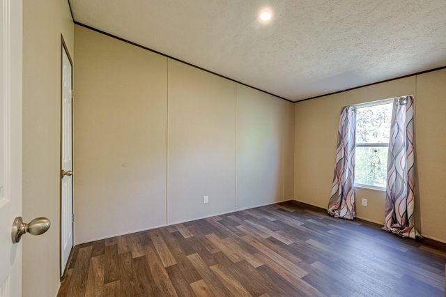 15 Great Oak Lane, Trinity, TX 75862