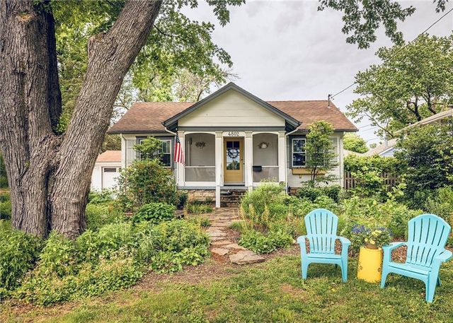4802 Neosho Lane, Roeland Park, KS 66205