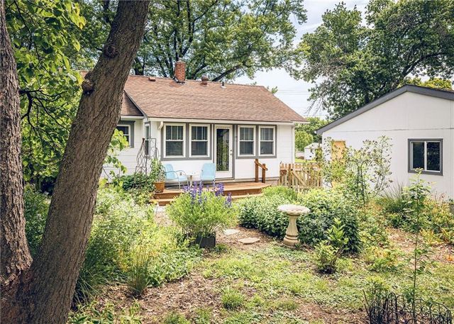 4802 Neosho Lane, Roeland Park, KS 66205
