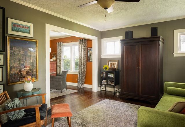 4802 Neosho Lane, Roeland Park, KS 66205