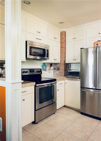 4802 Neosho Lane, Roeland Park, KS 66205