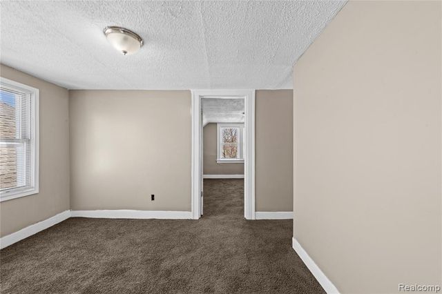 705 Cleophus Parkway, Lincoln Park, MI 48146