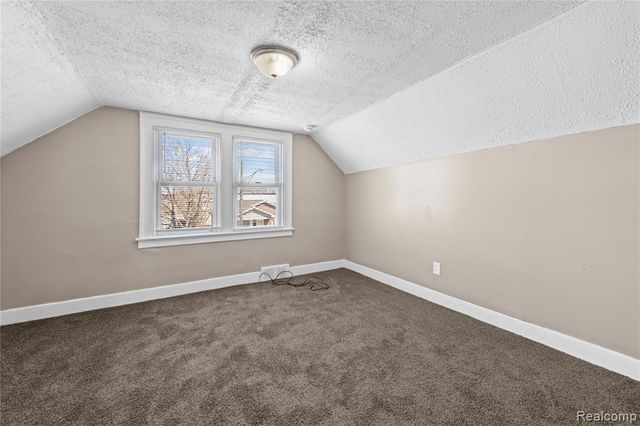 705 Cleophus Parkway, Lincoln Park, MI 48146