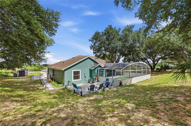 18224 E APSHAWA ROAD, Clermont, FL 34715