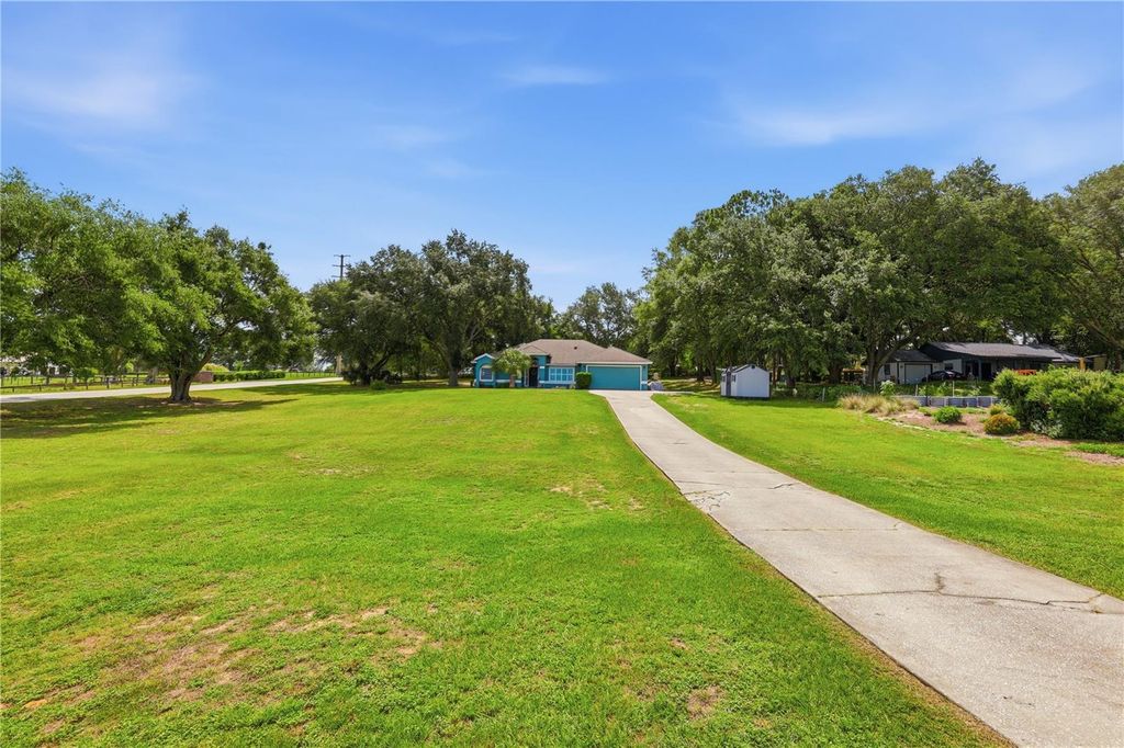 Image 45 of property listing at 18224 E APSHAWA ROAD, Clermont, FL 34715