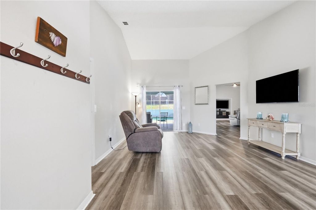 Image 6 of property listing at 18224 E APSHAWA ROAD, Clermont, FL 34715