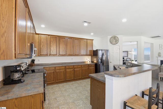 41 Border Avenue, Simpsonville, SC 29680