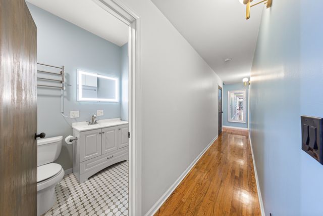 4615 N Beacon Street 3, Chicago, IL 60640