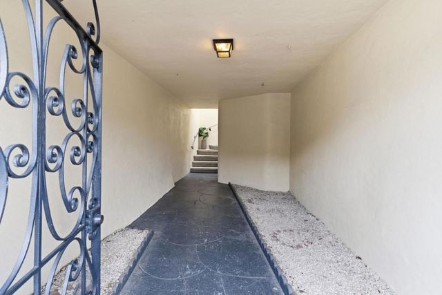 2521 QUINTARA Street, San Francisco, CA 94116