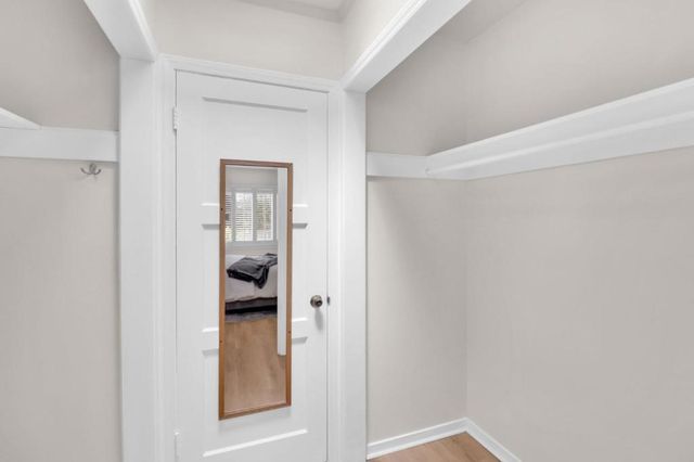 2521 QUINTARA Street, San Francisco, CA 94116