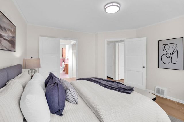 2521 QUINTARA Street, San Francisco, CA 94116