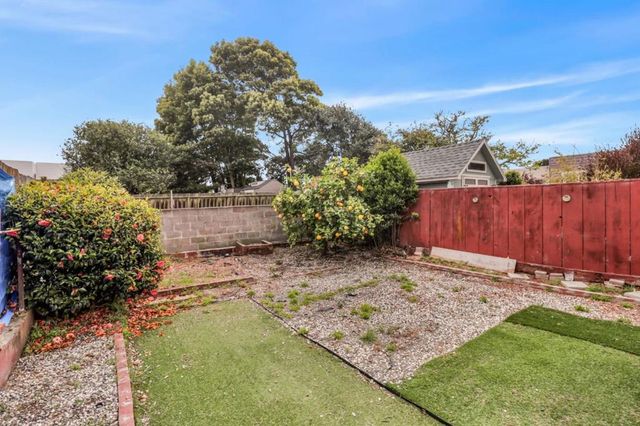 2521 QUINTARA Street, San Francisco, CA 94116