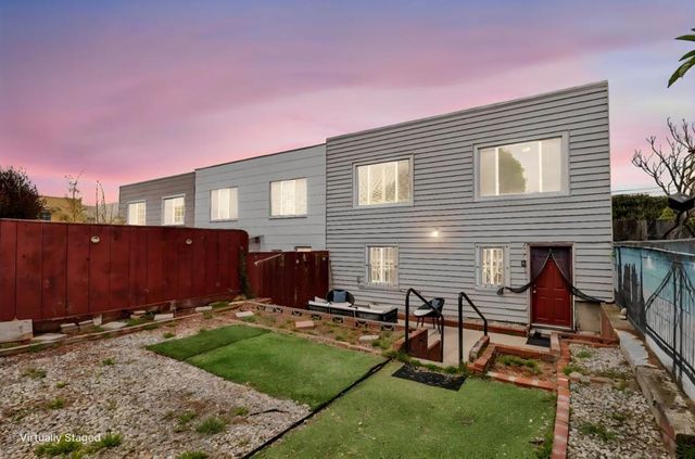 2521 QUINTARA Street, San Francisco, CA 94116