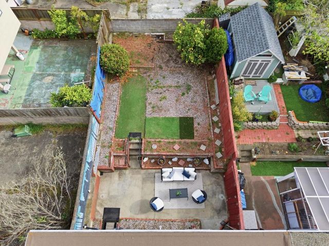 2521 QUINTARA Street, San Francisco, CA 94116