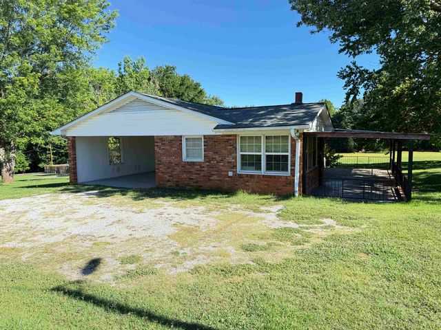 631 Riveroak Circle, Inman, SC 29349