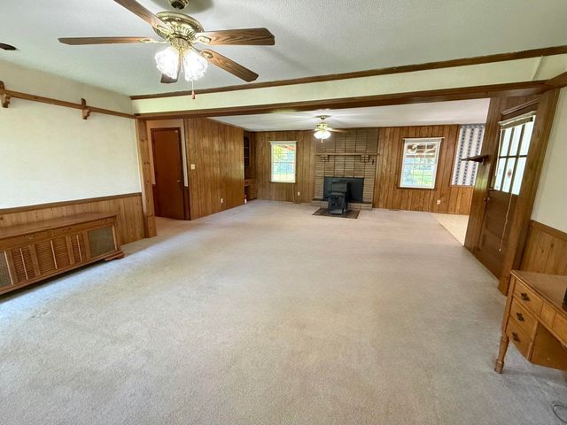 631 Riveroak Circle, Inman, SC 29349