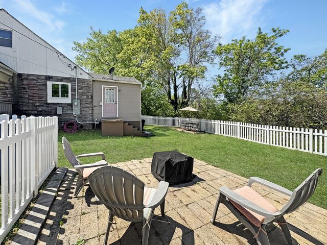 117 Cedar St, Dover, TN 37058