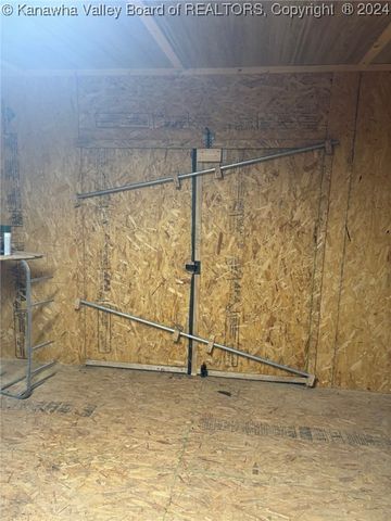 228 Calispel Ridge Road, Leon, WV 25123