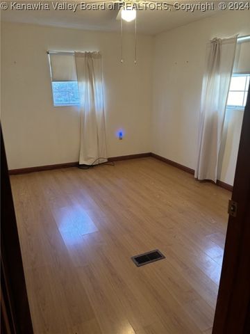 228 Calispel Ridge Road, Leon, WV 25123