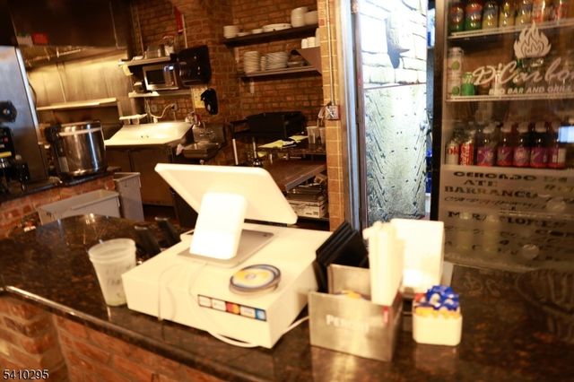 237 Haledon Ave, Haledon Boro, NJ 07508