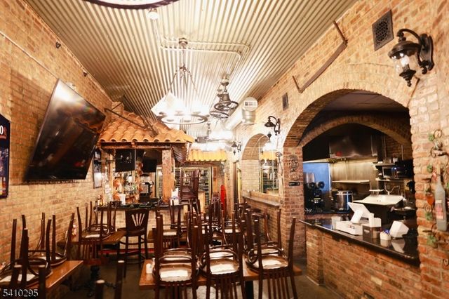 237 Haledon Ave, Haledon Boro, NJ 07508